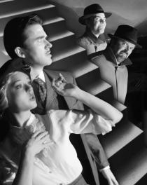 942063_562087200480685_1295273962_n